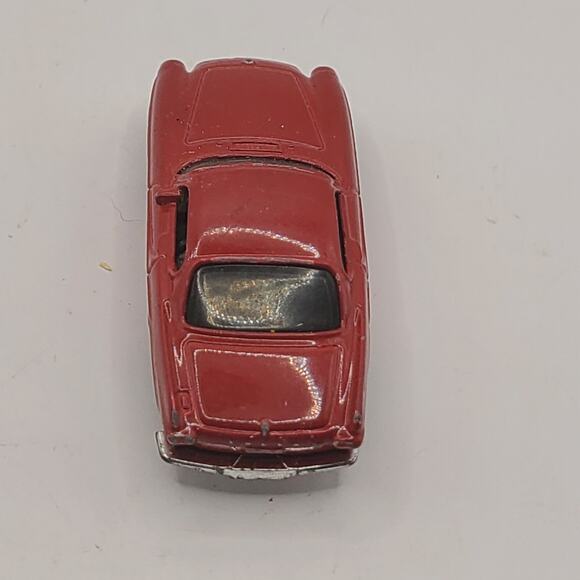 2020 Matchbox "Highway Speeders" 1969 Volvo P1800S BURGUNDY METALLIC - Picture 4 of 5